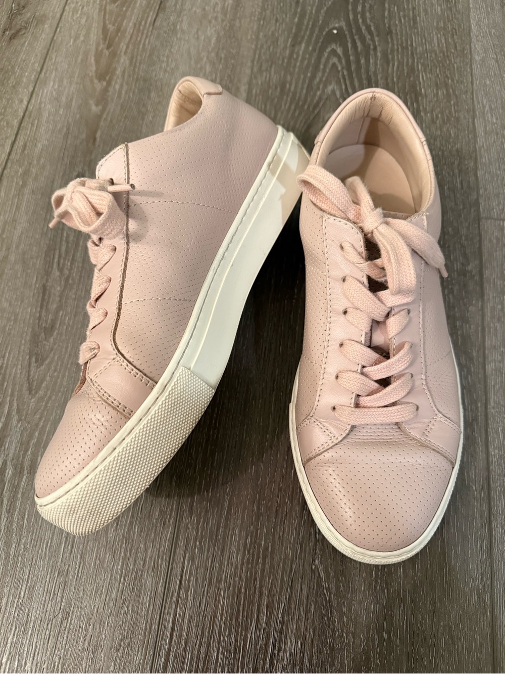 GREATS Blush Pink Perforated Leather Royale Sneakers Size 8.5